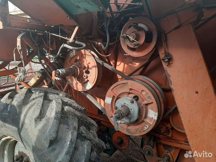 Разбрасыватель соломы Енисей 1200, 1996