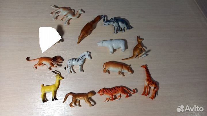 Коллекционные фигурки собак и животных Африки