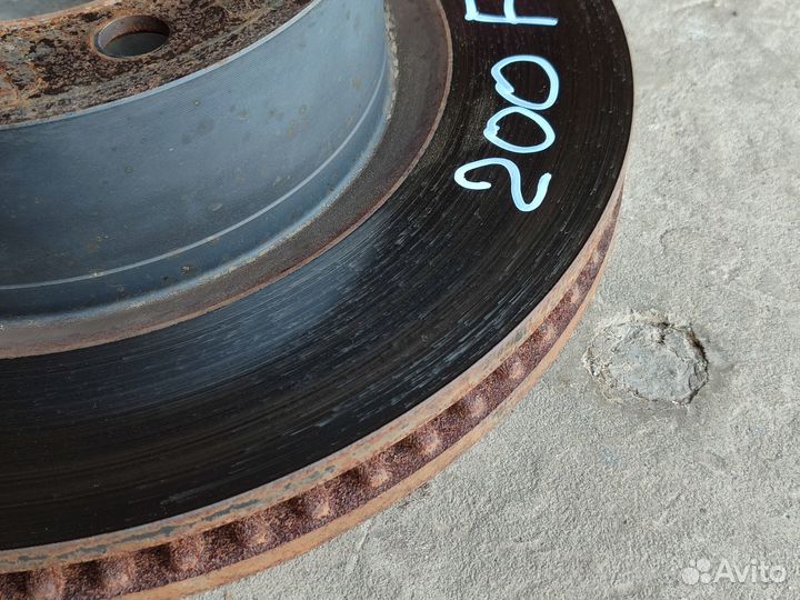 Диск тормозной передний LC200 / LX450d / 570