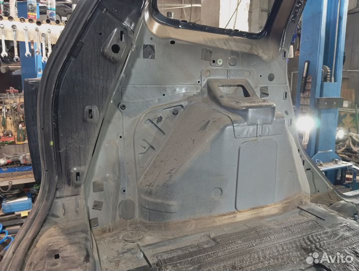 Крыло заднее левое Ford C-MAX