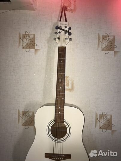 Акустическая гитара Martinez