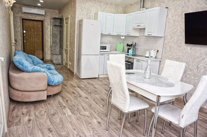 2-к. квартира, 50 м², 2/21 эт.