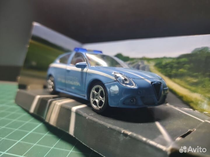 Alfa romeo Giulietta Polizia 1/43 Mondo Motors