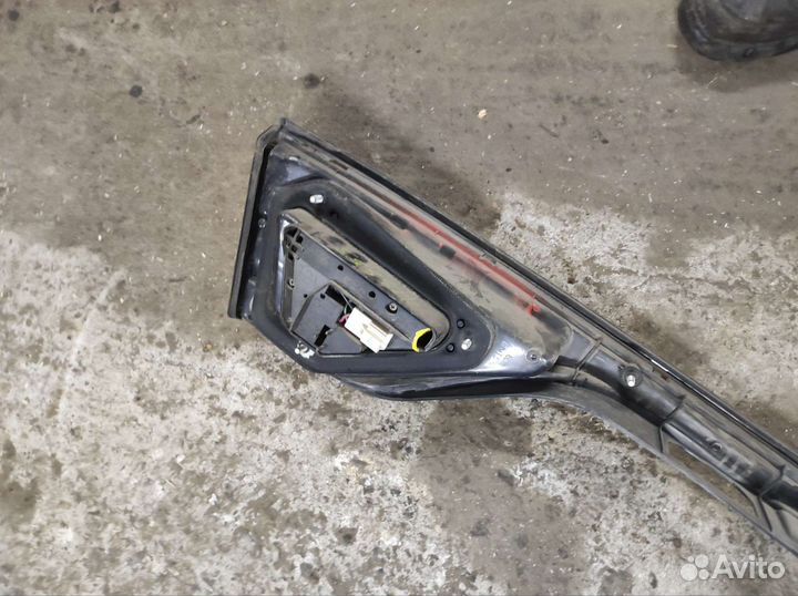 Задний фонарь Mitsubishi galant 7