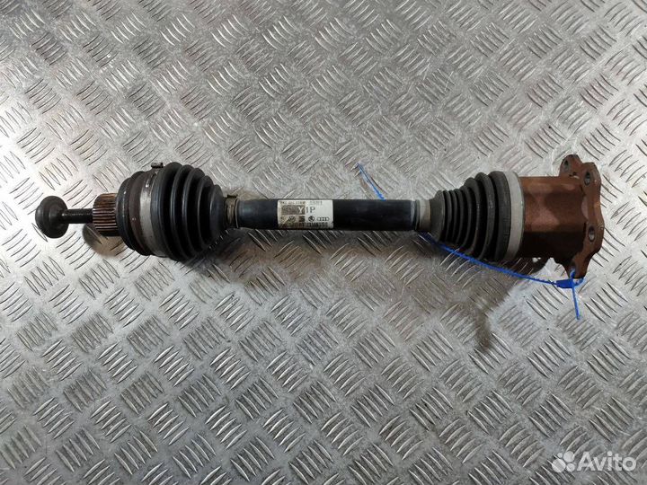 Полуось передняя Audi A5 8T 2010 8K0407271P