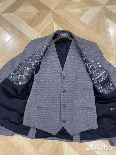 Мужской смокинг