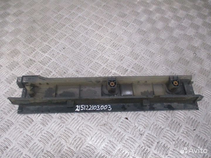 Накладка левая под дверь MAN 81629305169