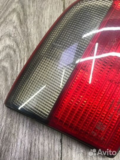 Фонарь крышки багажника задний левый Opel Omega B