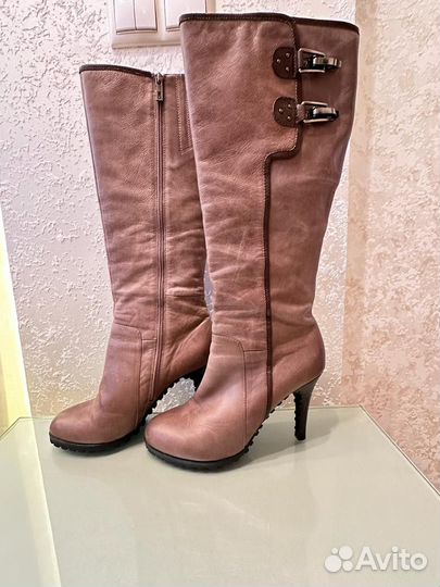 Сапоги на каблуке De'Мarche