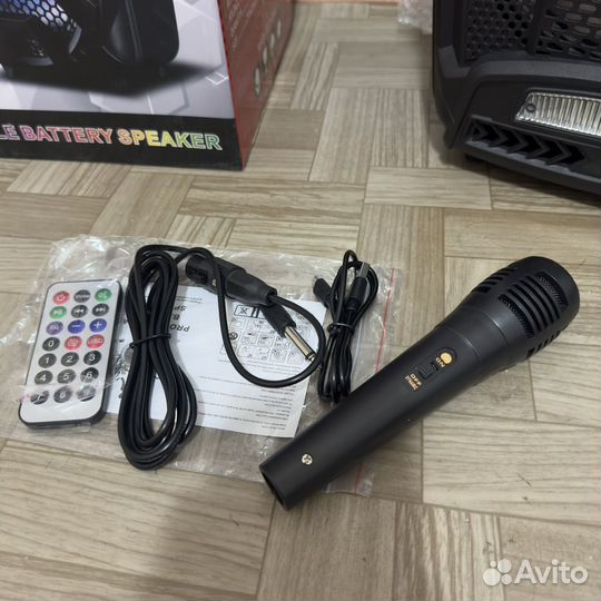 Колонка напольная Lt-2803 с микрофоном