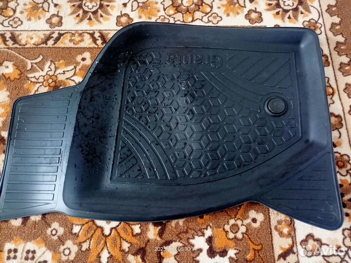 Оригинальные коврики лада гранта fl