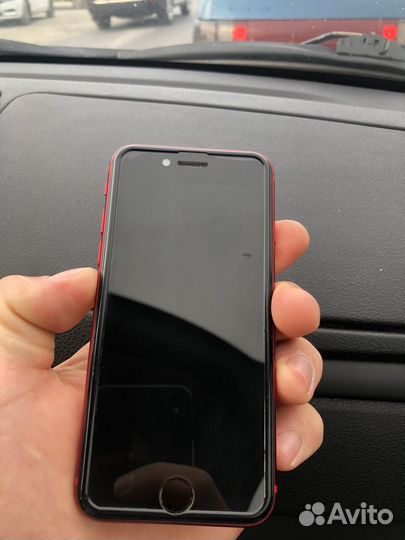 iPhone SE, 128 ГБ