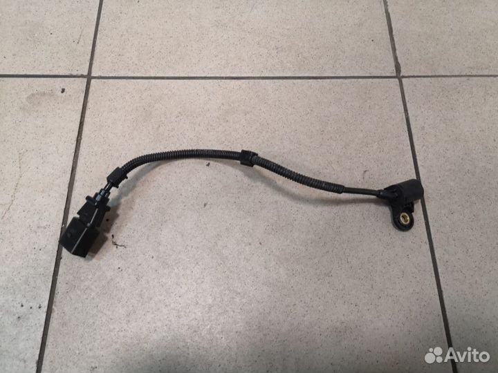 Датчик положения распредвала Фольксваген Т5 Т6 2 0