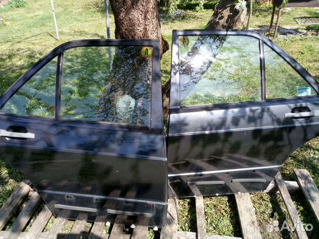 Двери Mercedes 190 1993г.в