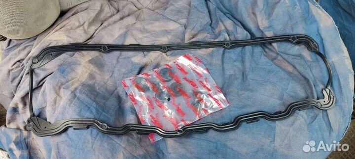 Прокладка клапанной крышки Volkswagen t4 2.4d