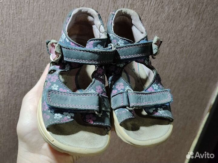 Сандалии котофей 24