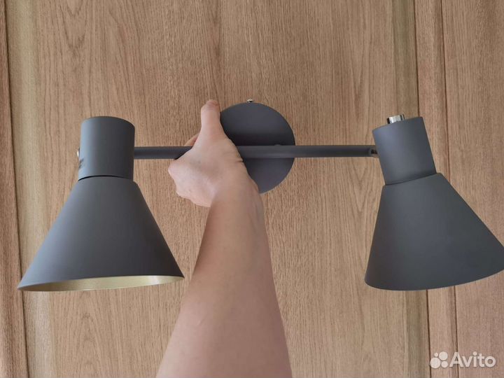 Стильный светильник/бра новый