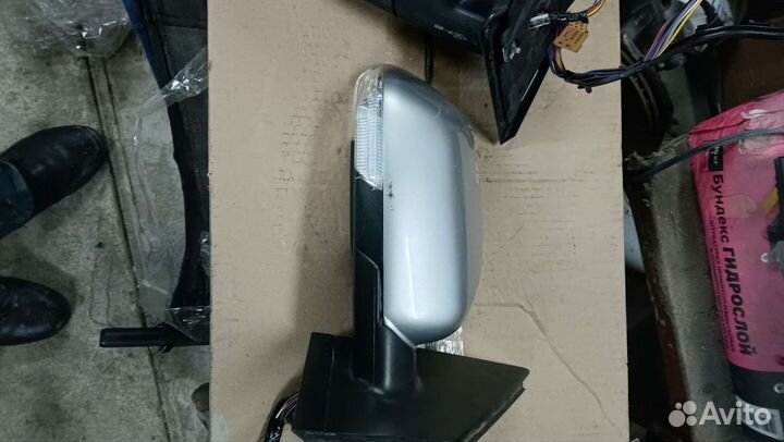 Продам зеркала volkswagen поло 9n