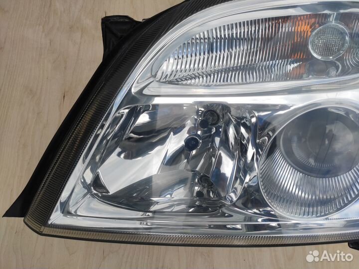 Фара левая на Opel Vectra C Дорестайлинг