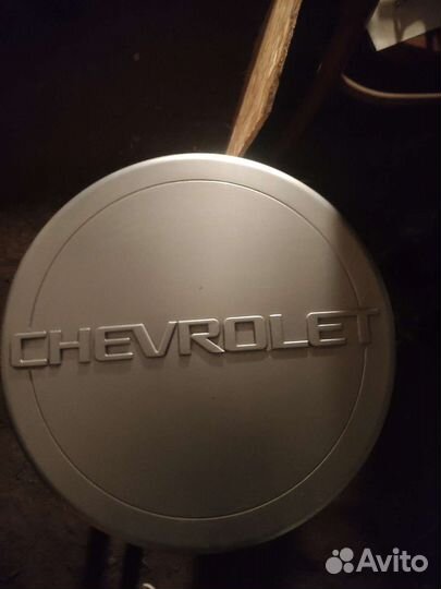 Колпак на запасное колесо chevrolet niva