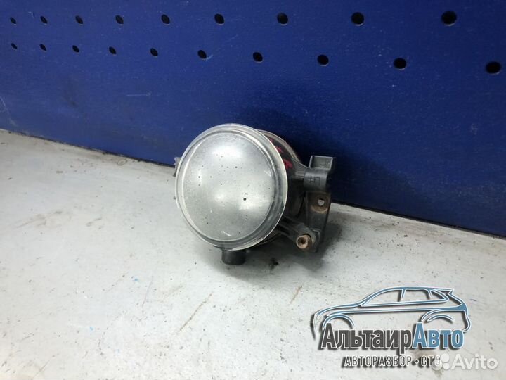 Фара противотуманная левая Ford Focus 2 2007