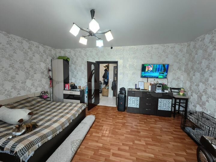 2-к. квартира, 64 м², 1/2 эт.