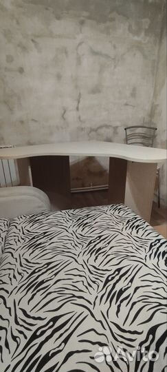 Стол угловой