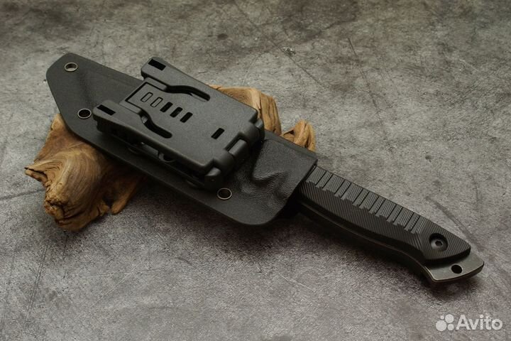 Нож туристический