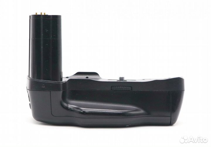 Батарейная ручка Nikon MB-10