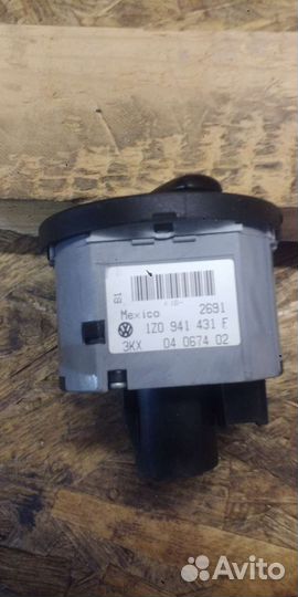 Переключатель света фар Шкода Октавия А5