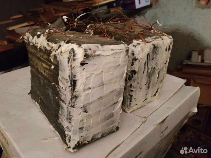 Аудио Конденсаторы для лампы мбгв 200мкФ 1000в 2шт