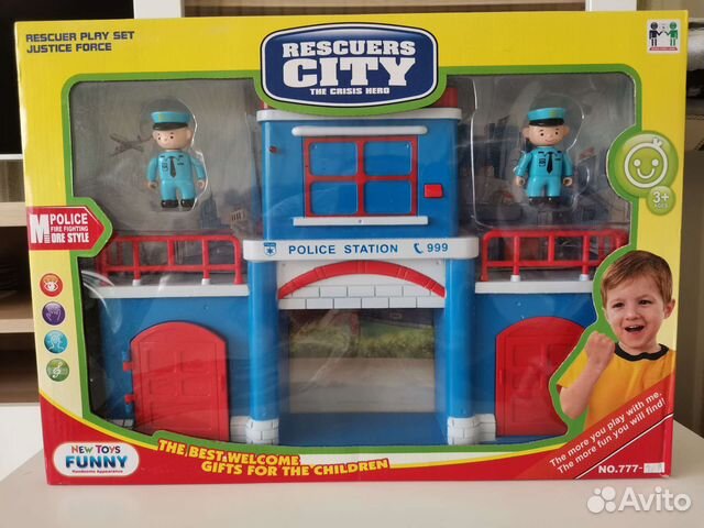 Детская игра полицейский участок
