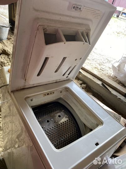 Стиральная машина на запчасти zanussi