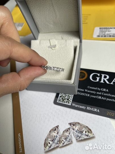 Кольцо серебро с муассанитом (Бриллиант иск) 18р-р