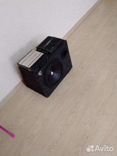 Музыка все работает