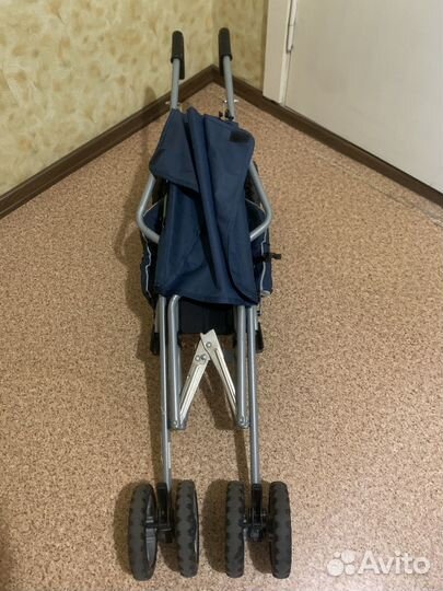 Прогулочная коляска трость