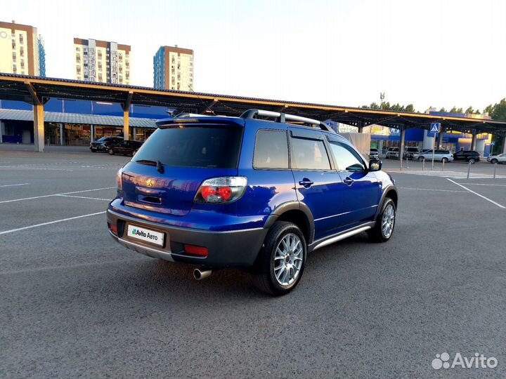 Mitsubishi Outlander 2.4 AT, 2005, 216 342 км