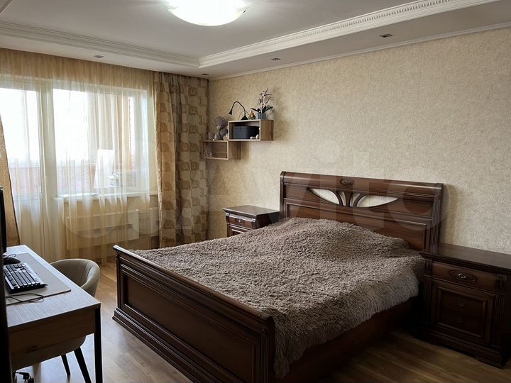 3-к. квартира, 100,3 м², 4/12 эт.