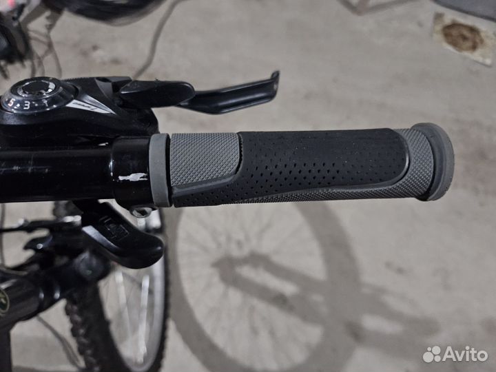 Велосипед Land Rover