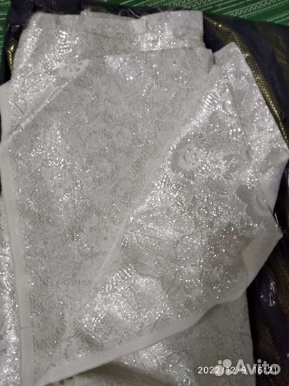 Отрез парчи белой