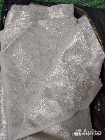 Отрез парчи белой