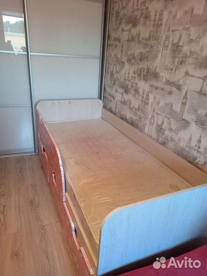 Кровать детская/подростковая