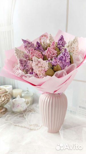 Сладкие букеты, подарки из зефира, клубника