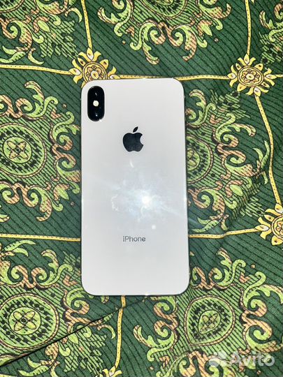 iPhone X, 64 ГБ