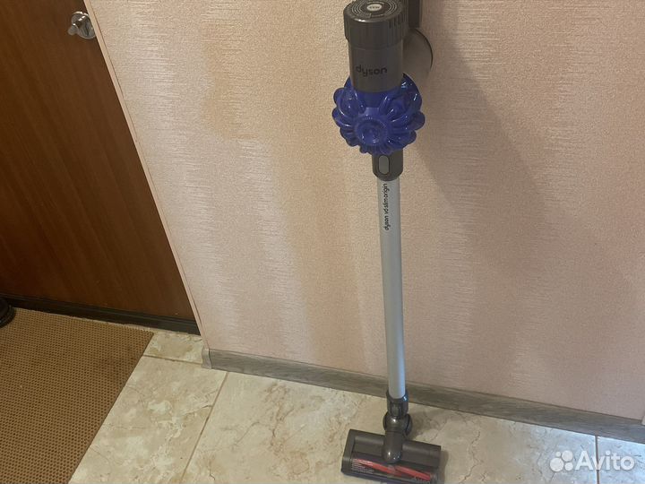 Пылесос Dyson v6