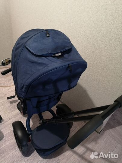 Трехколесный велосипед с ручкой choper