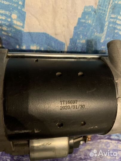 Стартер на audi q7 номер 057911023Е