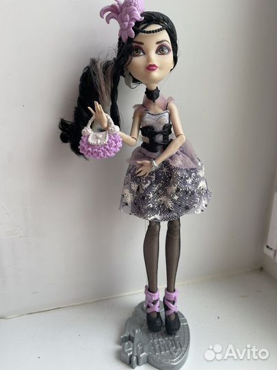 Эвер Афтер Хай Дачес Свон