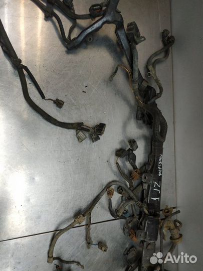 Проводка коса двигателя Toyota Crown Majesta