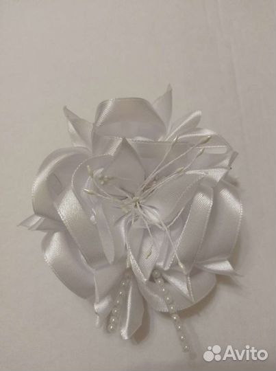 Заколка и брошь